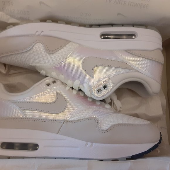 Size 9.5W / 8M - Nike Air Max 1 AMD La Ville Lumière Women - DQ9326-100 - NEW!! - Picture 6 of 9